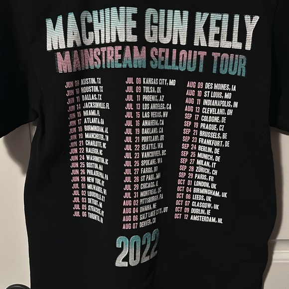 Machine Gun Kelly 2022 Tour Dates Tee - Picture 5 of 5